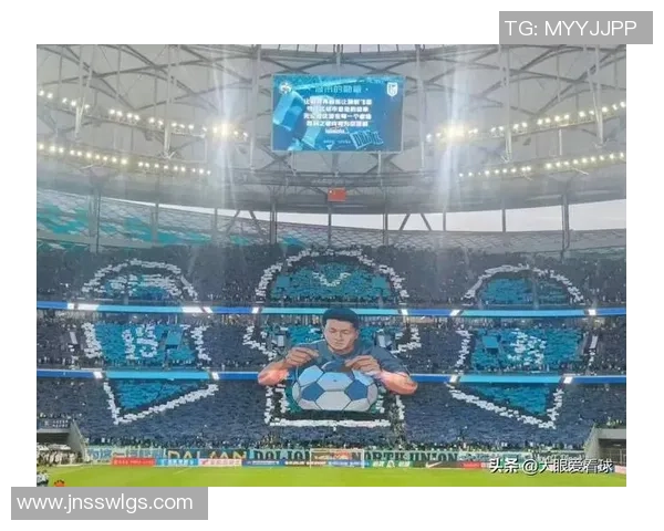 杨秀英专访：从绿茵场到人生舞台的足球旅程回顾与展望