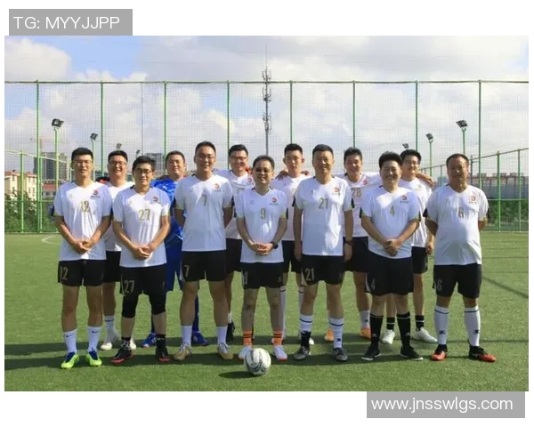 武汉足球队引领最新足球团队协作榜单前十名解析 武汉足球队引领最新足球团队协作榜单前十名解析