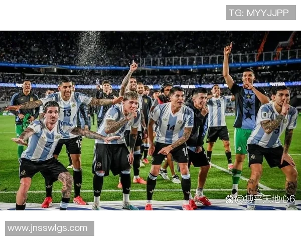 波兰足球明星的传奇故事与成就盘点 波兰足球明星的传奇故事与成就盘点